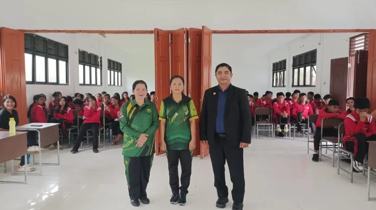 Pembinaan Rohani Bagi Siswa-Siswi SMK Bhakti Luhur