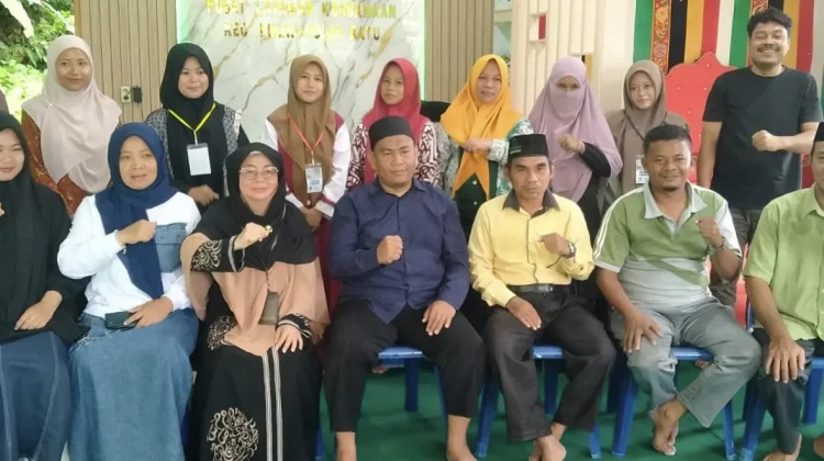 Perkuat Sinergitas, Kemenag Nisel Kunjungi KUA Pulau-Pulau Batu