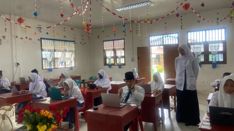 Pelaksanaan Ujian Susulan TKA di MTsN Nias Selatan