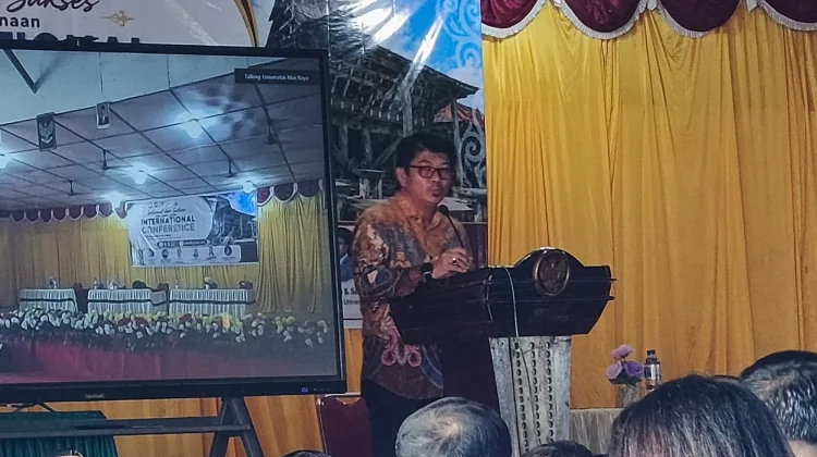 Rektor UNIRAYA Buka Konferensi Internasional, Soroti Tantangan Budaya dan Bahasa