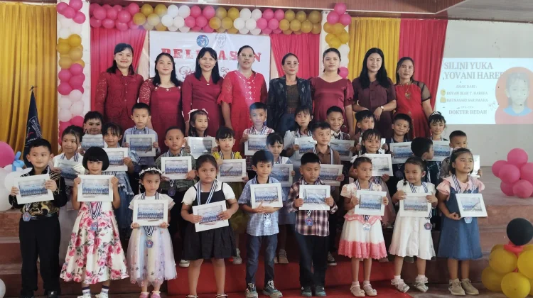 Pelepasan Murid TK PKMI Telda, Guru Apresiasi Perkembangan Anak Selama Dua Tahun