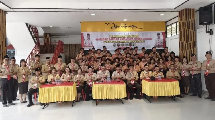 Wabup Yusuf Nache Lepas Kontingen Pramuka Nisel ke Jamdasu XI