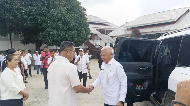 Wakil Gubernur Sumut Surya Kunjungi SMK Negeri 1 Telukdalam