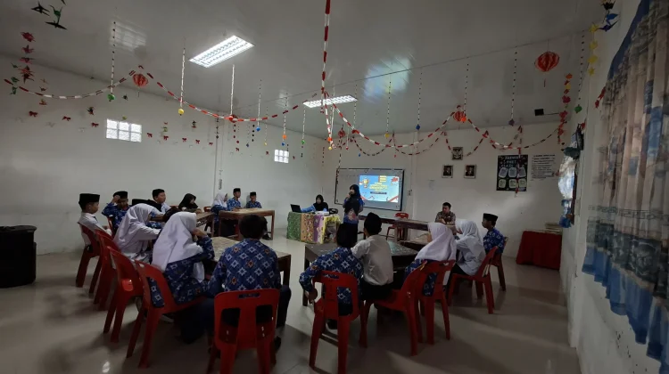 Uji Wawasan, MTsN Nisel Gelar Lomba Cerdas Cermat