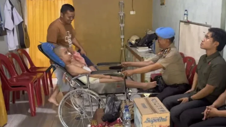 Aksi Kemanusiaan Polres Nias Selatan Bantu Anak Meningitis