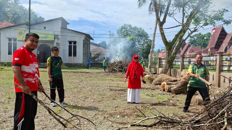 Kemenag Nisel Gelar Senam Sehat dan Gotong Royong Dukung Ekoteologi