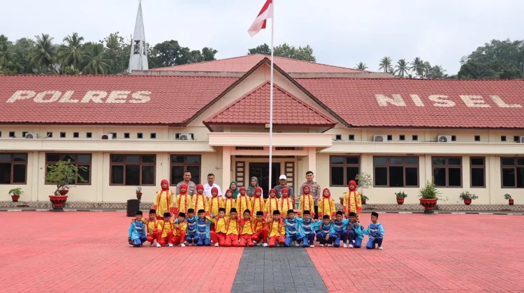 Siswa MIN 1 Nisel Ikuti Lomba Pocil Sambut HUT Polantas