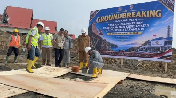 Kepala Bakamla RI Resmikan Peletakan Batu Pertama Pembangunan SPKKL di Nisel