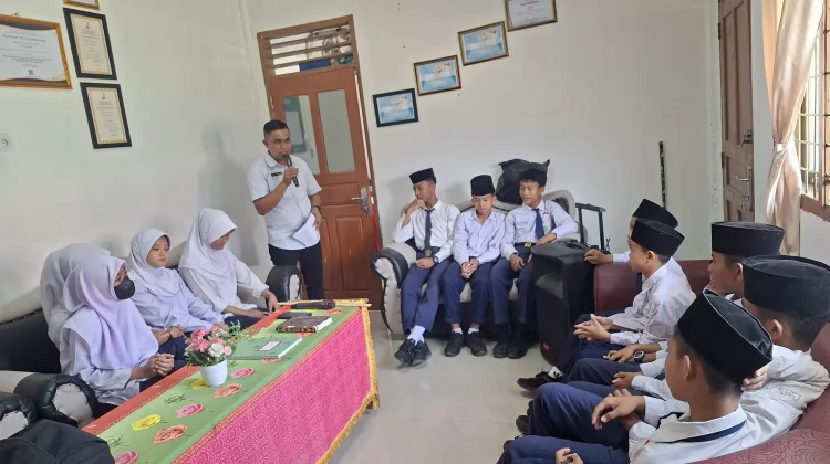 MTsN Nisel Laksanakan Latihan Persiapan MTQ