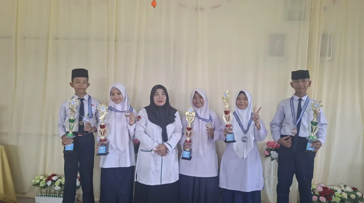 Lima Siswa MTsN Nisel Lolos ke OMI Tingkat Provinsi