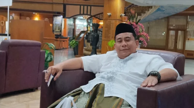 Komunitas Aine Berbagi Konsisten Bantu Kaum Duafa