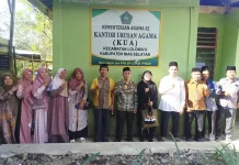 Kakan Kemenag Nisel Lakukan Kunjungan Perdana ke KUA Lolowau