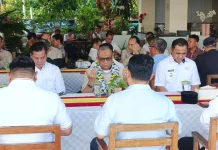 Awali Kunker di Nisel, Wamen Ketenagakerjaan RI Buka Puasa Bersama Forkopimda