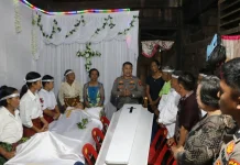 Polres Nias-Selatan Beri Bantuan Peti Jenazah untuk Warga