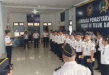 Kalapas Telda Pimpin Upacara Kenaikan Pangkat 12 Pegawai