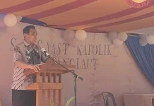 Hadiri Pesta Perak SMA Bintang Laut, Wabup Nisel Tekankan Peningkatan Pendidikan