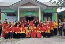Upacara Hardiknas di MIN 1 Telda Libatkan Kolaborasi Dua Instansi