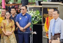 Bupati Nias Selatan Resmikan Los Pekan Idanotae