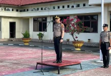Wakapolres Nias Selatan Pimpin Apel Pagi Personel