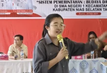 Ketua Bawaslu Nisel jadi Narsumb Sosialisasi Pendidikan Politik di SMANSA Aramo