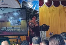 Rektor UNIRAYA Buka Konferensi Internasional, Soroti Tantangan Budaya dan Bahasa