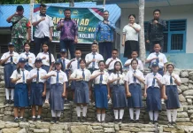 Karbak TNI AD di Nisel Rampungkan Pembangunan Bronjong di SMPN 5 Mazo