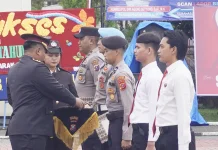 HUT Bhayangkara ke-80, Kapolres Nisel Beri Penghargaan Bagi Personel Berprestasi