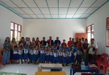 Dukung Pendidikan Anak Usia Dini, Pemdes Hilifalawu Berikan Bantuan Sarana Sekola