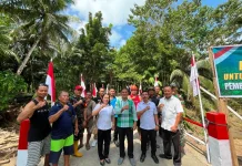 Pembangunan Jembatan Beton Karbak TNI AD di Bawomaniamolo selesai