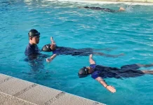 Coach Daya Eli Zega Dorong Anak Nias Mahir Berenang