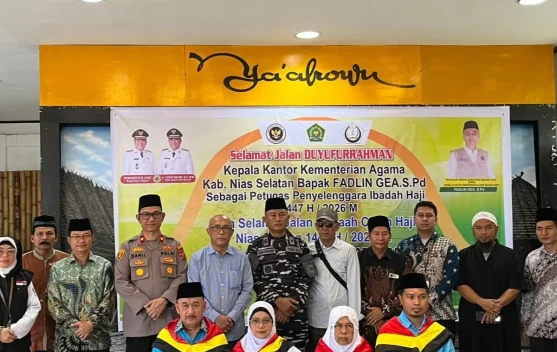 Wakapolres Nias Selatan Lepas Keberangkatan Rombongan Calon Haji
