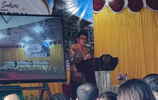 Rektor UNIRAYA Buka Konferensi Internasional, Soroti Tantangan Budaya dan Bahasa