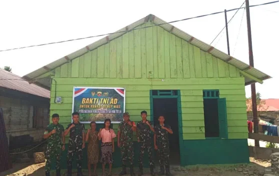 Satgas Karbak TNI AD Selesaikan Pembangunan Dua RTLH di Nisel