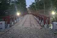 Jembatan Bailey di Sifalago Gomo Rampung, Camat Boronadu Apresiasi Kinerja TNI