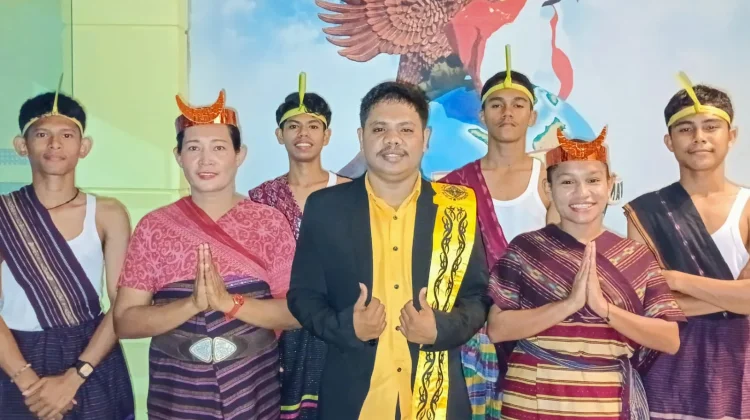 Martin Olla Meriahkan Pengukuhan Rumpun Kelimutu Nunukan