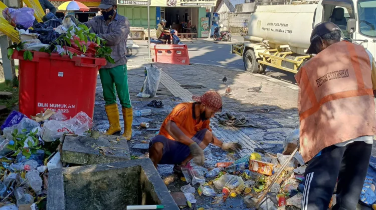 Cegah Sampah Menumpuk, DLH Minta Warga Cari TPS Alternatif