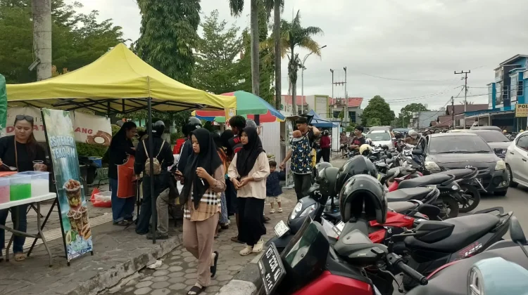 Puluhan Pelaku UMKM Meramaikan Pasar Ramadan Alun-Alun Nunukan