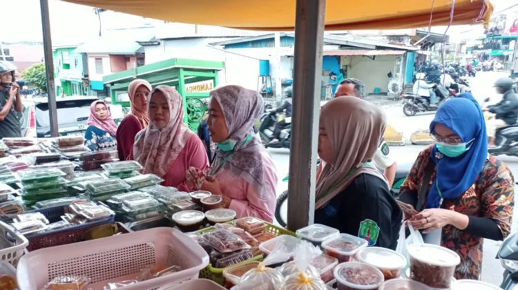 Dinkes Nunukan Melakukan Pengawasan dan Pembinaan Terhadap Penjual Takjil