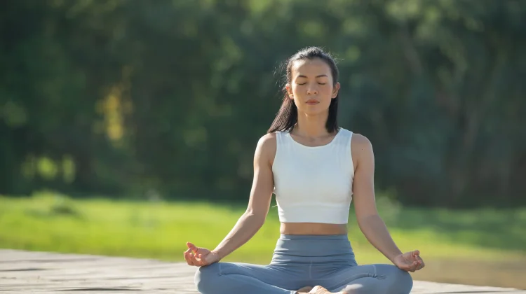 Manfaat Senam Yoga untuk Penderita Hipertensi