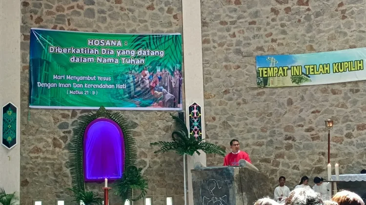 Minggu Palma Menguatkan Iman Lewati Ujian Hidup Bersama