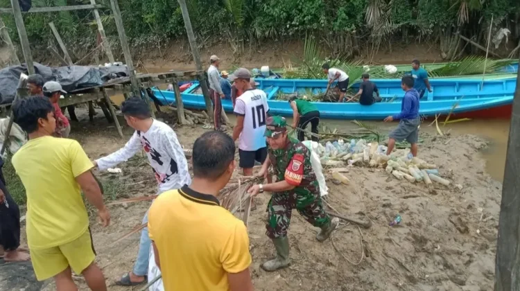Warga Dukung Kehadiran TNI saat Menyeberang Aman