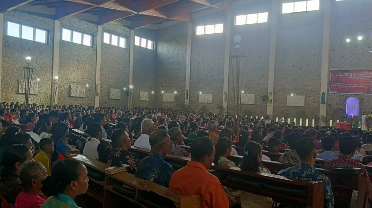 Puncak Paskah, Umat Santo Gabriel Nunukan Padati Gereja