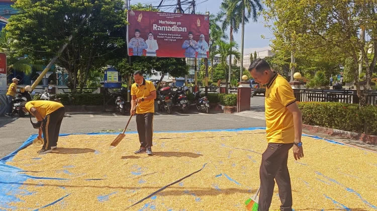 Polsek Nunukan Olah 2 Ton Jagung Petani demi Dongkrak Ekonomi Masyarakat