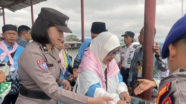 Antisipasi Terpisah, Calon Jemaah Haji Nunukan Diimbau Senantiasa Kenakan Syal