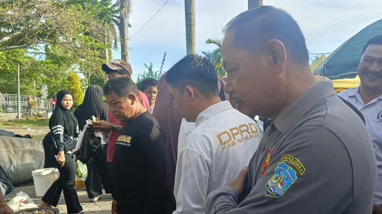 Komisi II Minta Pasar Tani Alun-Alun Ditata Lebih Rapi