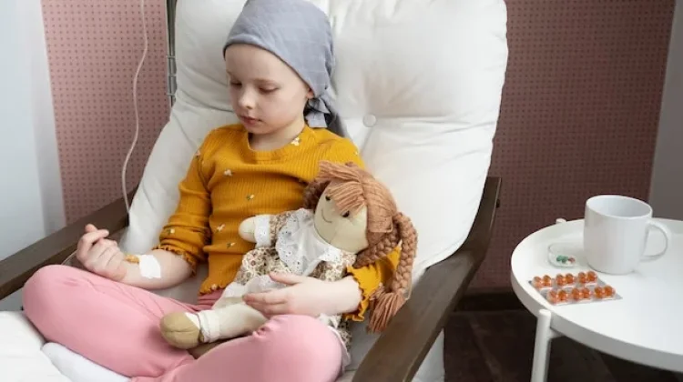 Mengenali Gejala Leukemia pada Anak sejak Dini