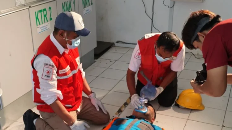PMI Nunukan Latih Petugas PLN Tangani Darurat Kecelakaan Listrik