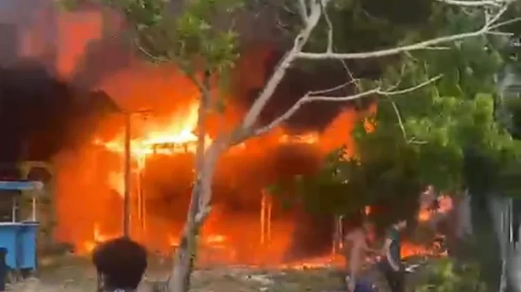 Bulan Mei Damkar Tangani Kebakaran Gudang dan Ruko