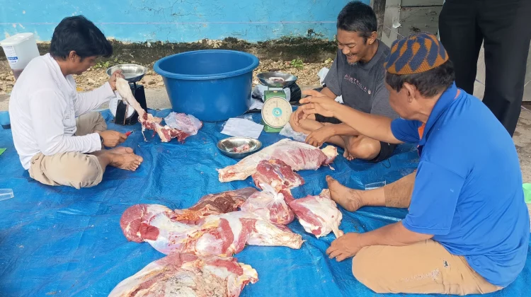 Masjid Al-Hamid Nunukan Prioritaskan Pembagian Daging Kurban untuk Anak Yatim