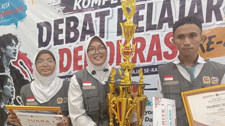 Siswa SMAN 1 Sebatik Sabet Juara Debat Tingkat Kabupaten Nunukan
